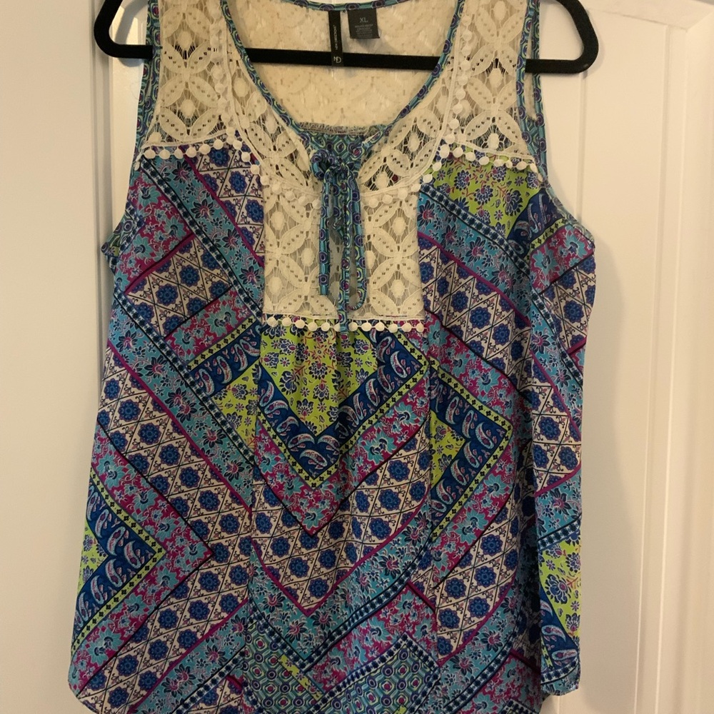 New Directions Blue and Purple Graphic Tank Top